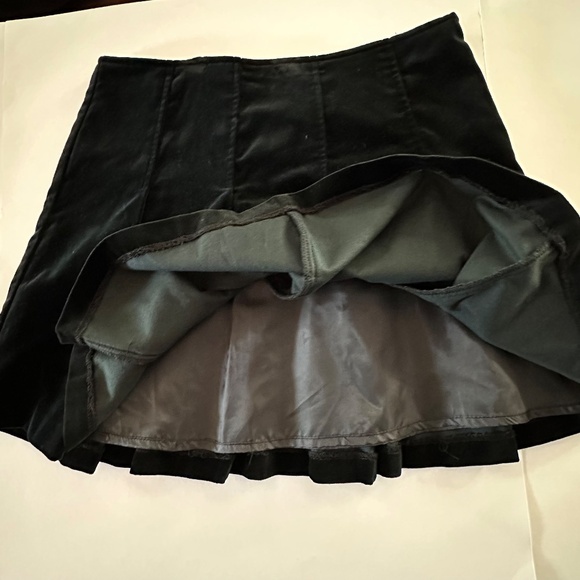 Context Velvet Black Skirt - Size 6 - NEW‎ With Tags. - Picture 10 of 11